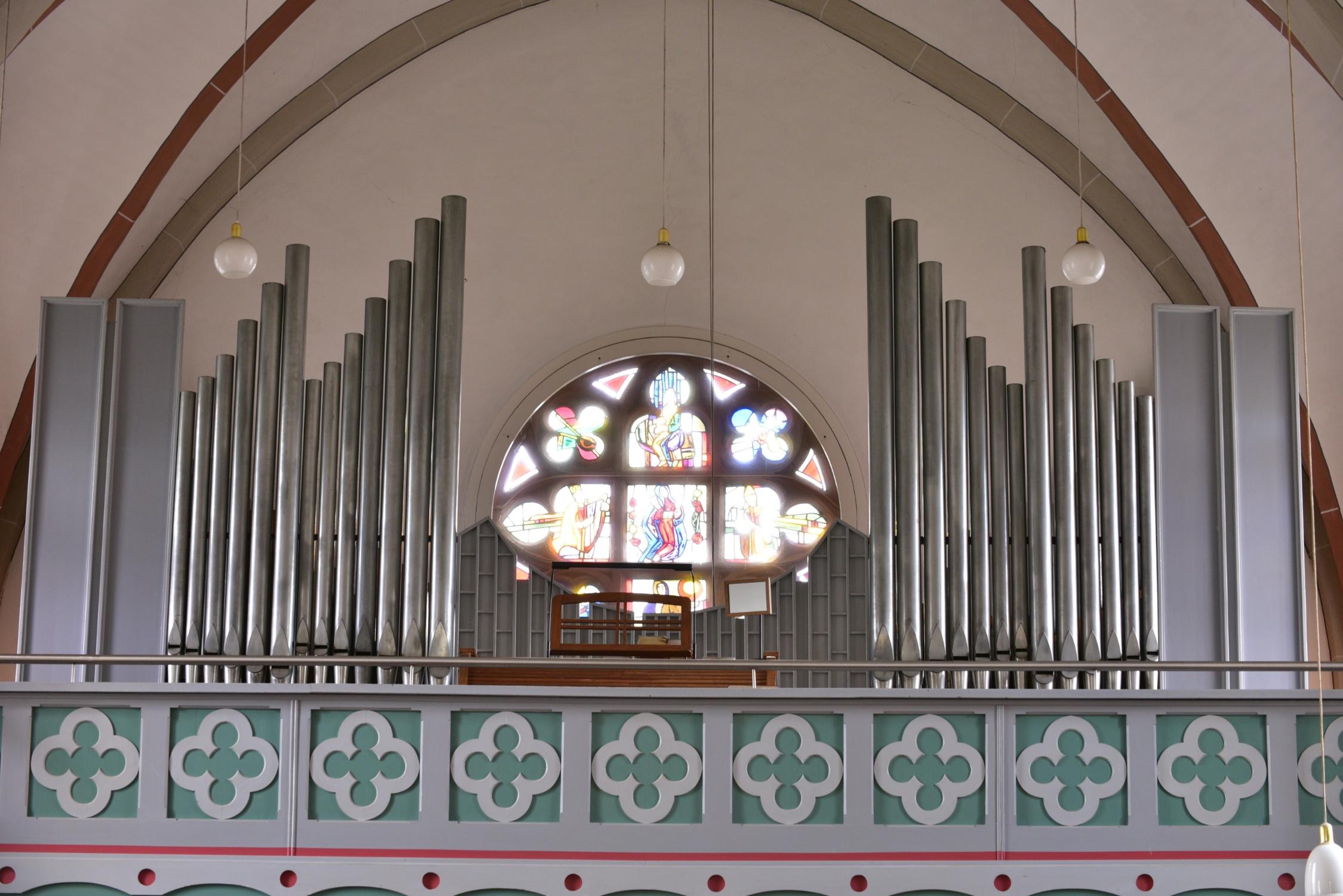 St. Maria Rosenkranzkönigin Meindorf, Orgelprospekt