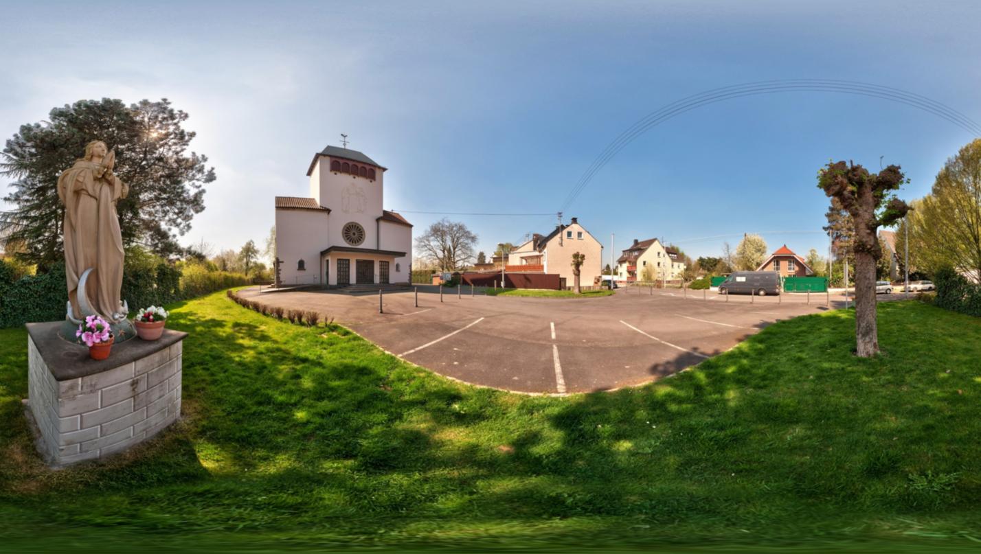 360° Bilder der Kirche aussen