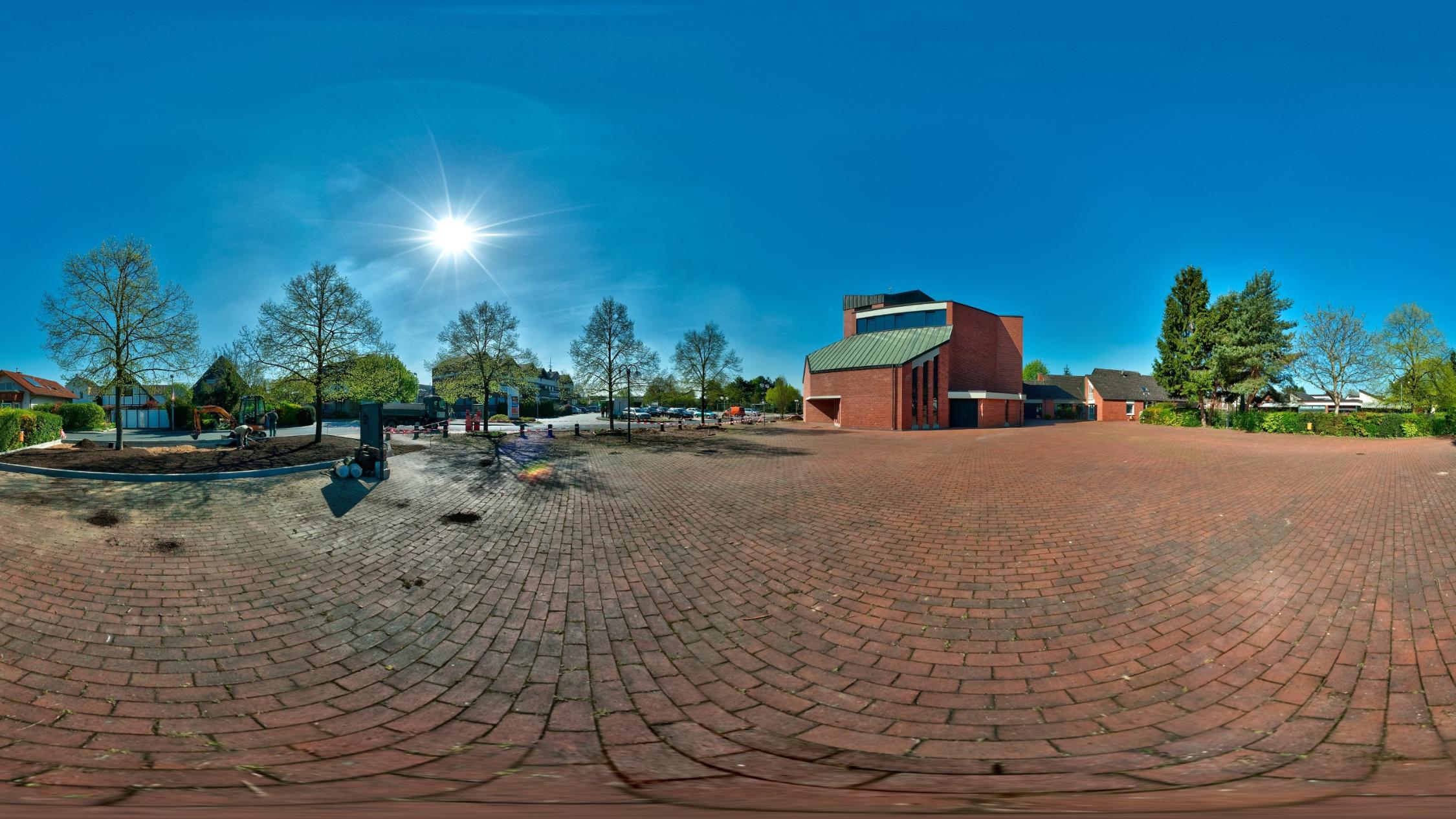 360° Bilder der Kirche aussen