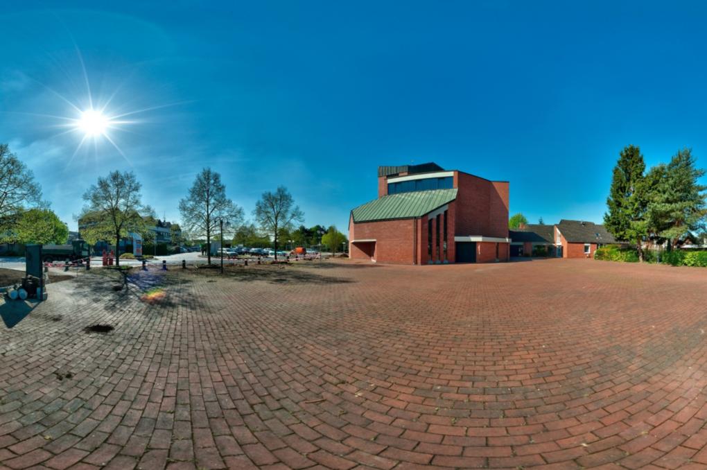 360° Bilder der Kirche aussen